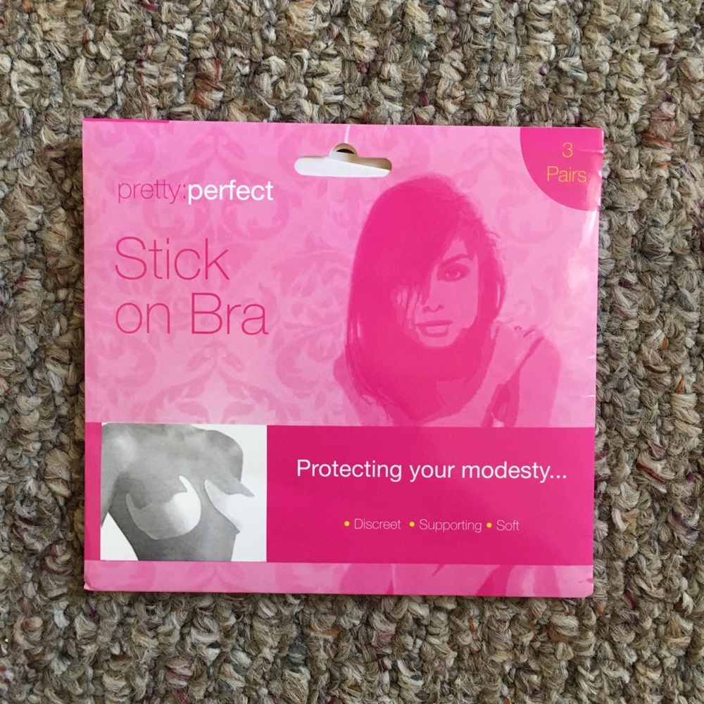 Fashion Nova stick on bra pasties